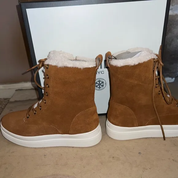 J Slides TORRIE Cognac Waterproof Suede boot