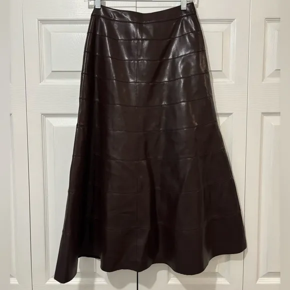 JCREW Seamed circle skirt in faux leather. chocolate/brown. Size 2. NWT