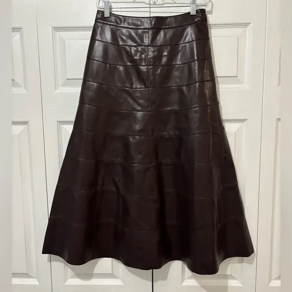 JCREW Seamed circle skirt in faux leather. chocolate/brown. Size 2. NWT