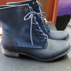 Jean and Navy Blue boots