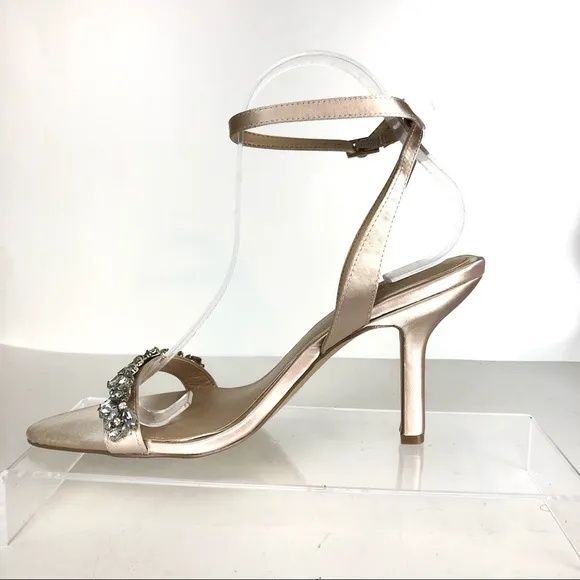 Jewel Badgley Mischka Embellished Stiletto Wrap Around Champagne Heels Sz 8.5