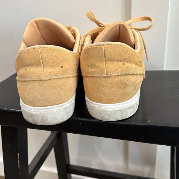 Jordan Series canvas shoes size 15