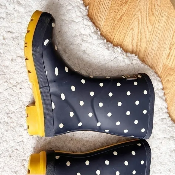 Joules Women's Molly Welly Navy White Polka Dot Yellow Lug Sole Rain Boot Sz 5