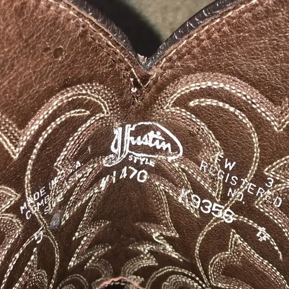 Justin Women’s Cowgirl Western Leather Brown Reptile Design Tall Heeled Boots