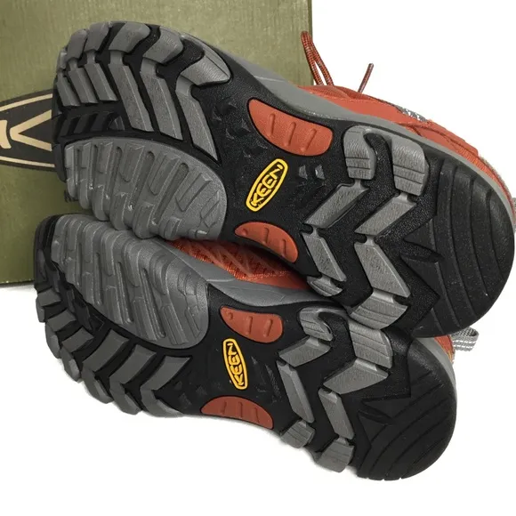 Keen Hiking Trekking Men's Shoes NIB Size 7.5
