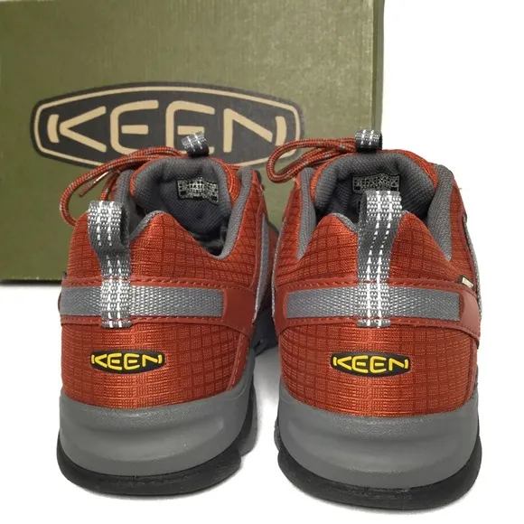Keen Hiking Trekking Men's Shoes NIB Size 7.5