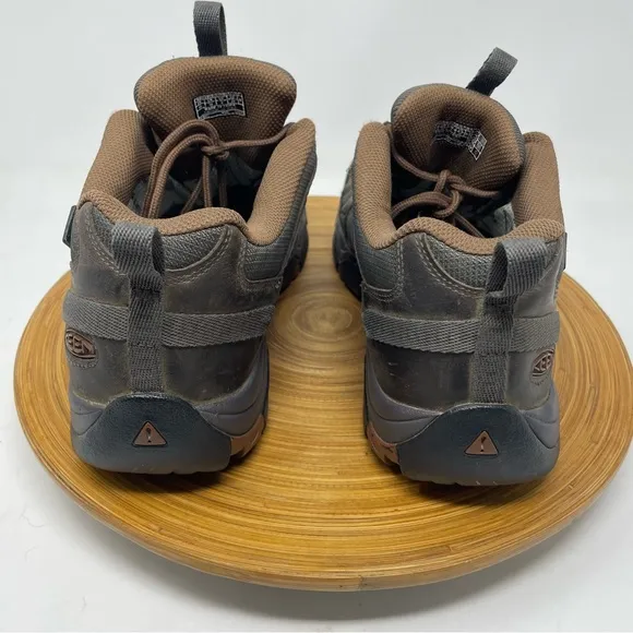 KEEN Targhee Siskiyou Waterproof Low Hiking Shoes Mulch Raven Size 10