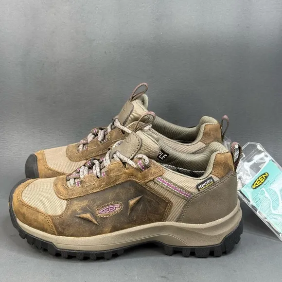 Keen Women's Basin Ridge Waterproof athletic hiking shoes size  7