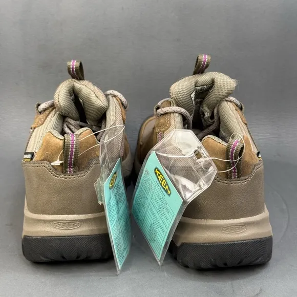 Keen Women's Basin Ridge Waterproof athletic hiking shoes size  7