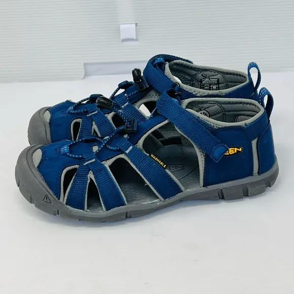 KEEN**SEACAMP II CNX**NAVY Waterproof Shoes***US 5***$80