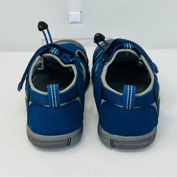 KEEN**SEACAMP II CNX**NAVY Waterproof Shoes***US 5***$80