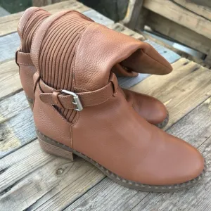 Kenneth Cole Gentle Souls boots WMNS‎ 9 - P01
