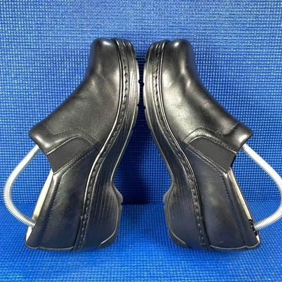 KLOGS FOOTWEAR NAPLES  Women Size 10W Black Slip Resistant Comfort Shoes 201710