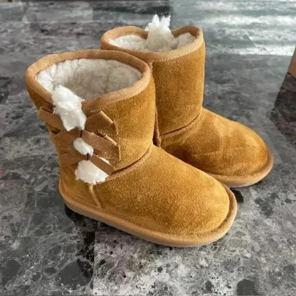 Kookaburra by UGG Victoria Toddler Girl's Short Winter Boots - Chestnut - Size 8