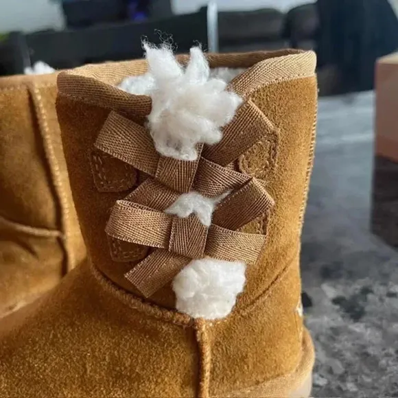 Kookaburra by UGG Victoria Toddler Girl's Short Winter Boots - Chestnut - Size 8