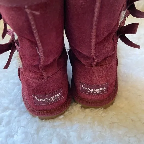 Kookaburra by Ugg Victoria  kids short burgundy boots size 2.