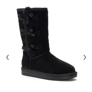 Koolaburra by Ugg Victoria Tall Boot • Black • Size 4