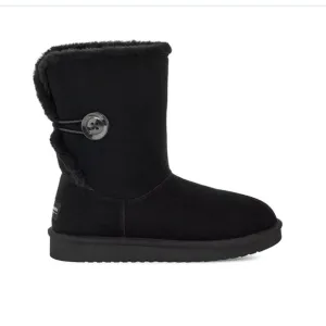 KOOLABURRA WOMENS NALIE SHORT BOOTS. Size 6