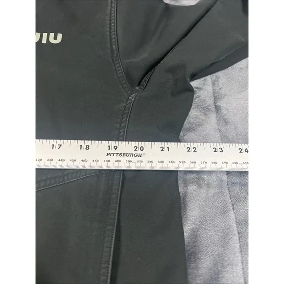 KUIU Rubicon Hooded Men's Soft Shell Water Resistant VIAS Jacket Size Medium