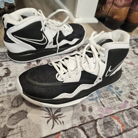 Kyrie Infinity TB Nike Basketball Shoes