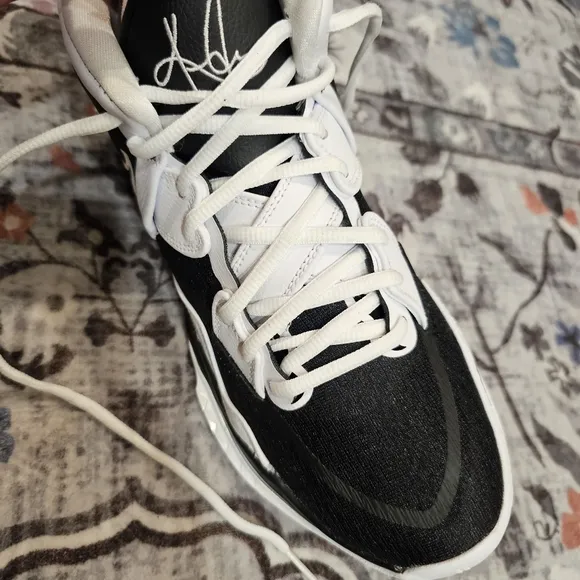 Kyrie Infinity TB Nike Basketball Shoes