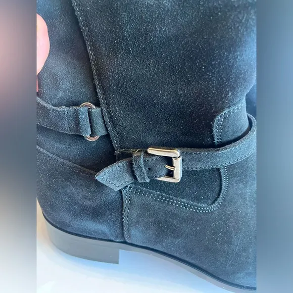 La Canadienne Women's 10M Black Suede Leather Tall Boots Buckle Accent 16&quot; NEW