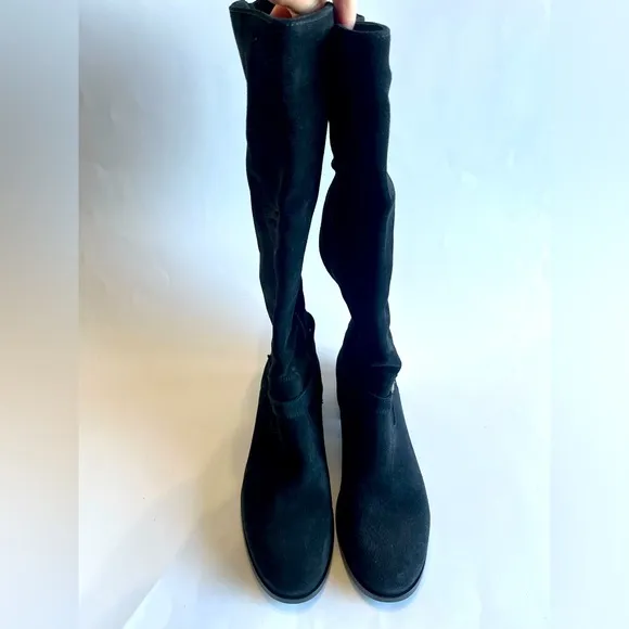La Canadienne Women's 10M Black Suede Leather Tall Boots Buckle Accent 16&quot; NEW