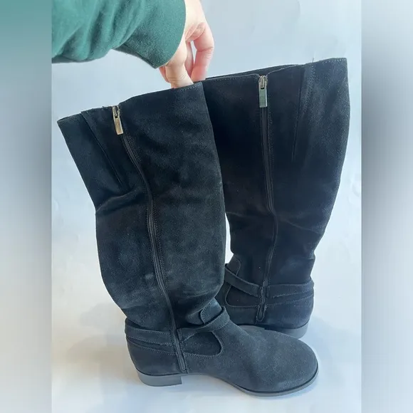 La Canadienne Women's 10M Black Suede Leather Tall Boots Buckle Accent 16&quot; NEW
