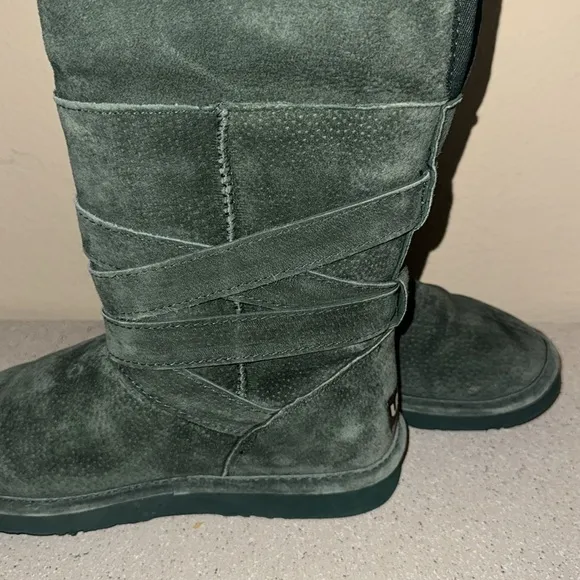 LaMO Green Tall Boots Size 7.5‎