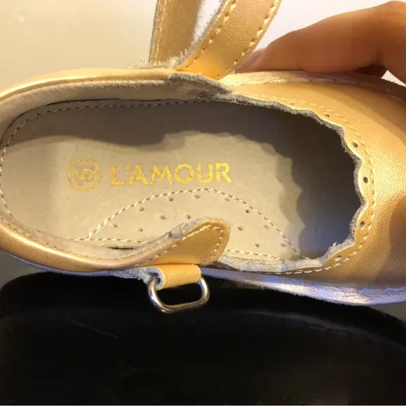 L’Amor Baby Shoes