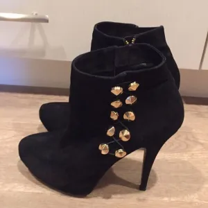 🎉Last deal 🎉Vince Camuto short boots ❤️