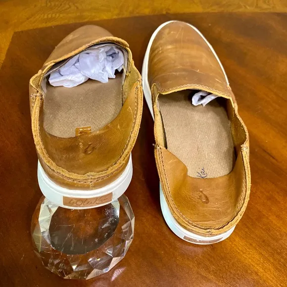 Leather Shoes Olukai Pehuea Leather Slip-On Shoes W 6.5