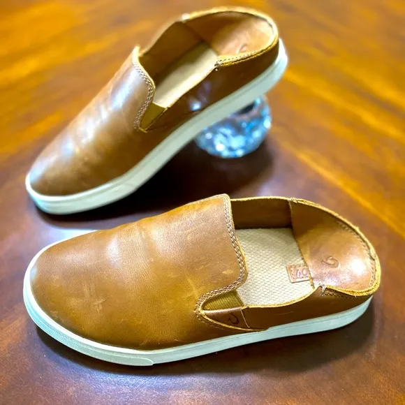 Leather Shoes Olukai Pehuea Leather Slip-On Shoes W 6.5