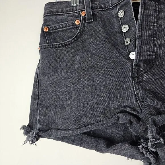Levi's Premium‎ Ribcage Shorts (size 27) Black Denim Cotton Button Fly Womens