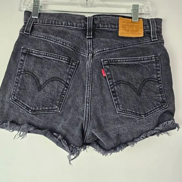 Levi's Premium‎ Ribcage Shorts (size 27) Black Denim Cotton Button Fly Womens