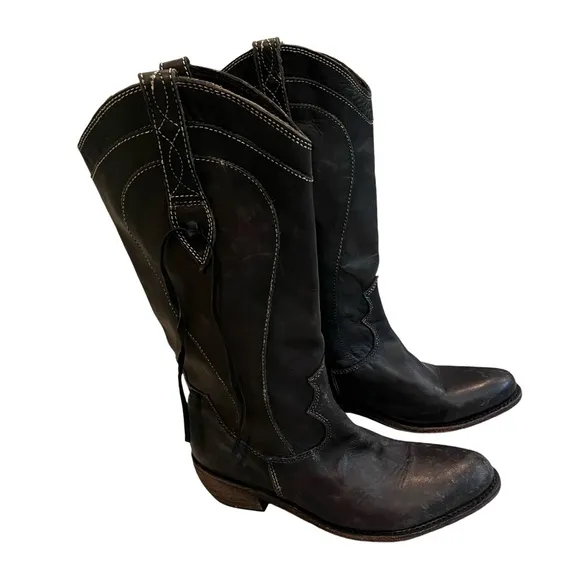 Liberty Black Distressed Black Tambor Tall  Boot, Sz 8