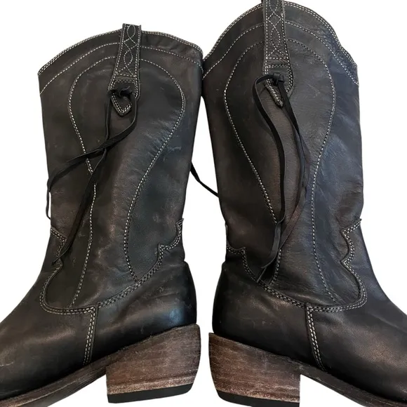 Liberty Black Distressed Black Tambor Tall  Boot, Sz 8