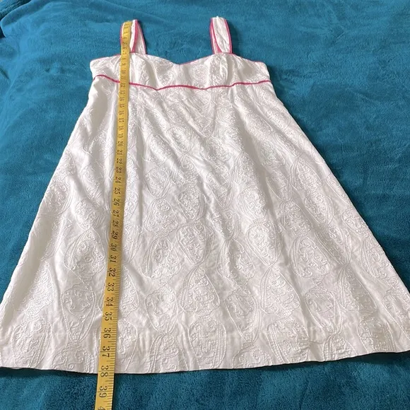 Lilly Pulitzer White With Pink Trim Dress Size 8