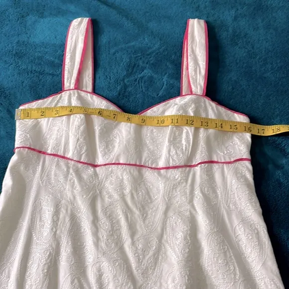 Lilly Pulitzer White With Pink Trim Dress Size 8