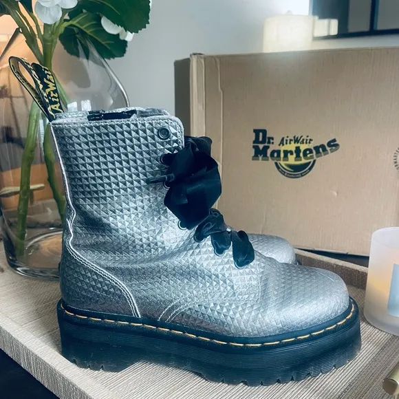 LIMITED EDITION! Doc Martens Jadon Silver Stud Emboss Leather Platform Boots