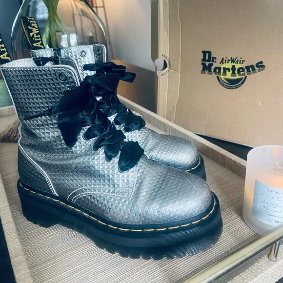 LIMITED EDITION! Doc Martens Jadon Silver Stud Emboss Leather Platform Boots