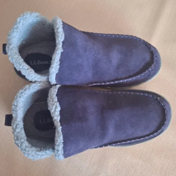 L.L. Bean Women’s Fleece Lined Slip on Insulated Shoes Booties Size 10