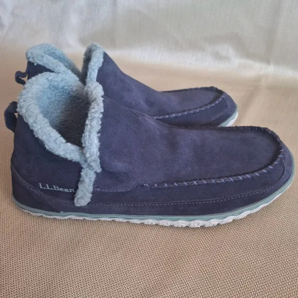 L.L. Bean Women’s Fleece Lined Slip on Insulated Shoes Booties Size 10