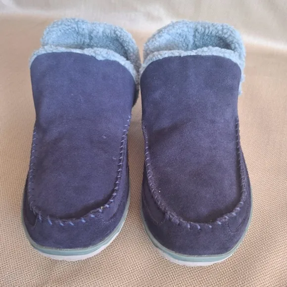 L.L. Bean Women’s Fleece Lined Slip on Insulated Shoes Booties Size 10