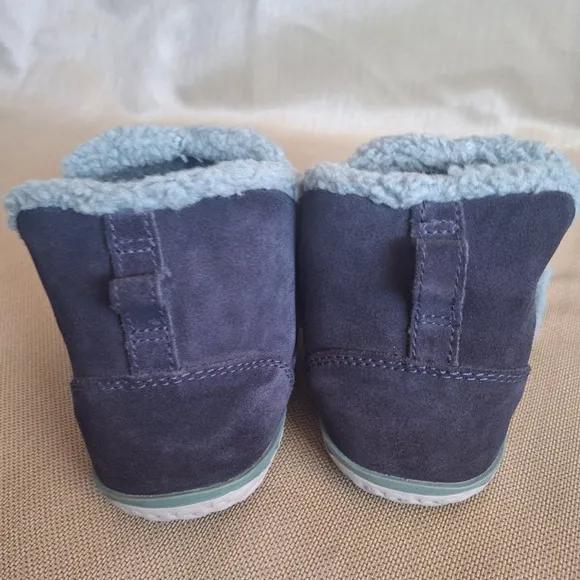 L.L. Bean Women’s Fleece Lined Slip on Insulated Shoes Booties Size 10