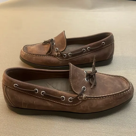 L.L. Beans Men’s Brown Leather Boat Shoes Loafers Size 9