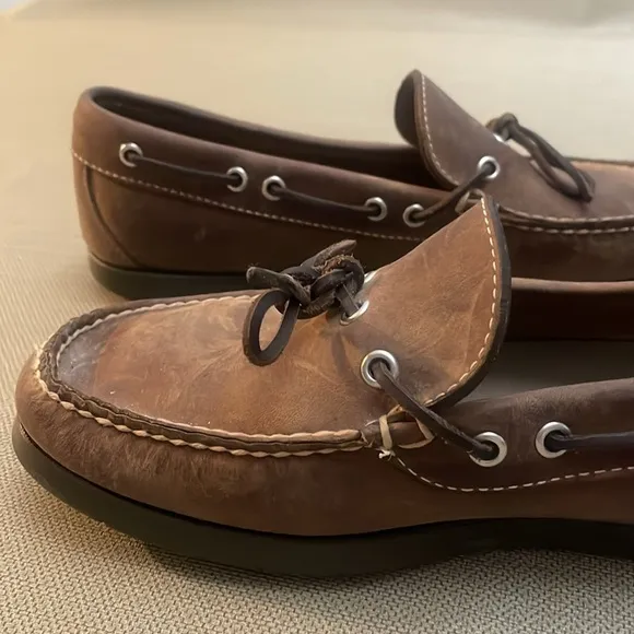 L.L. Beans Men’s Brown Leather Boat Shoes Loafers Size 9