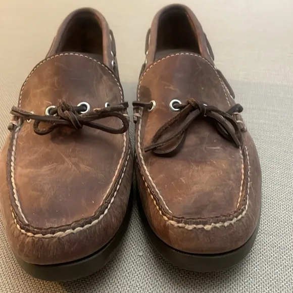 L.L. Beans Men’s Brown Leather Boat Shoes Loafers Size 9