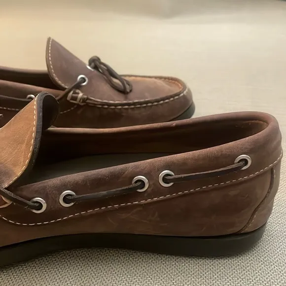 L.L. Beans Men’s Brown Leather Boat Shoes Loafers Size 9