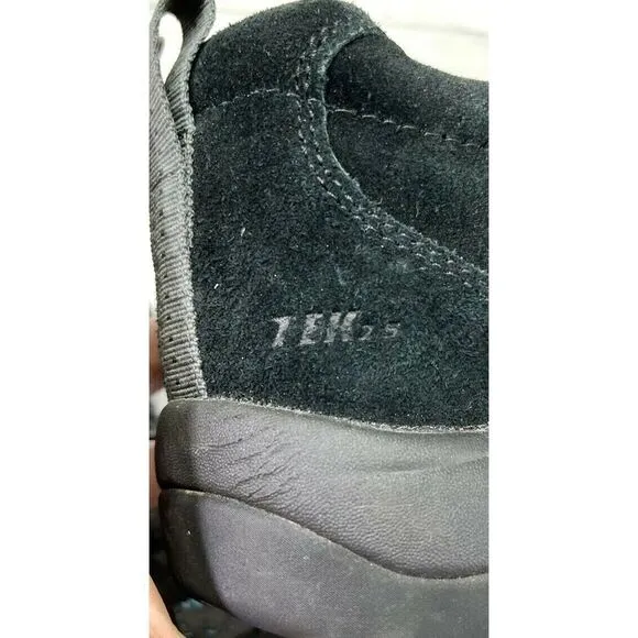 L.L. Bean Mens 9 M Black Snow Shoes Vibram Tek 2.5 Arctic Grip Primaloft Slip On
